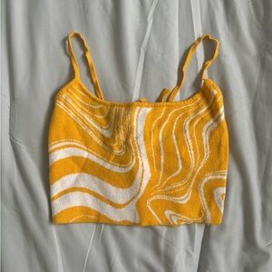 PacSun Yellow and White Swirl Crop Top